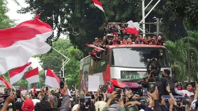 Gambar Timnas Indonesia U22 pada saat arak arakan