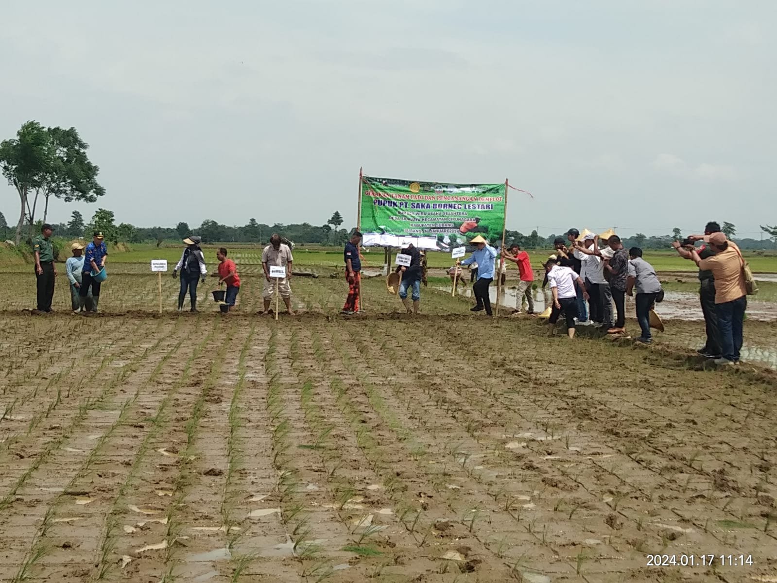 Kembangkan Bisnisnya, BUMDes Sidajaya Gandeng PT. Saka Borneo Lestari1