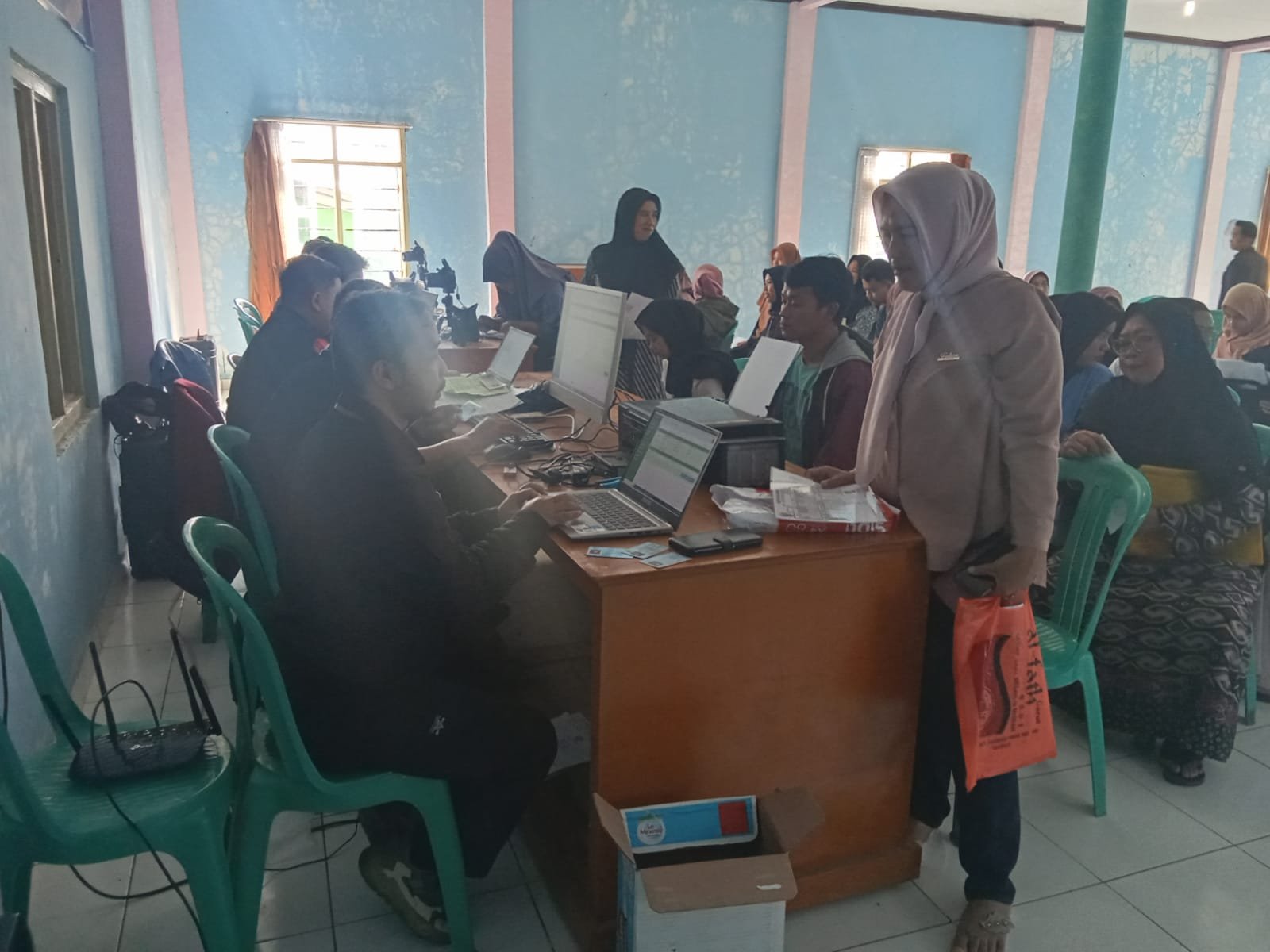 Disdukcapil Garut Jemput Bola Pembuatan Adminduk di Desa Cintarakyat1