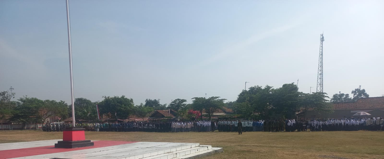 Pemcam Binong Gelar Upacara Pengibaran Bendera HUT RI ke-791